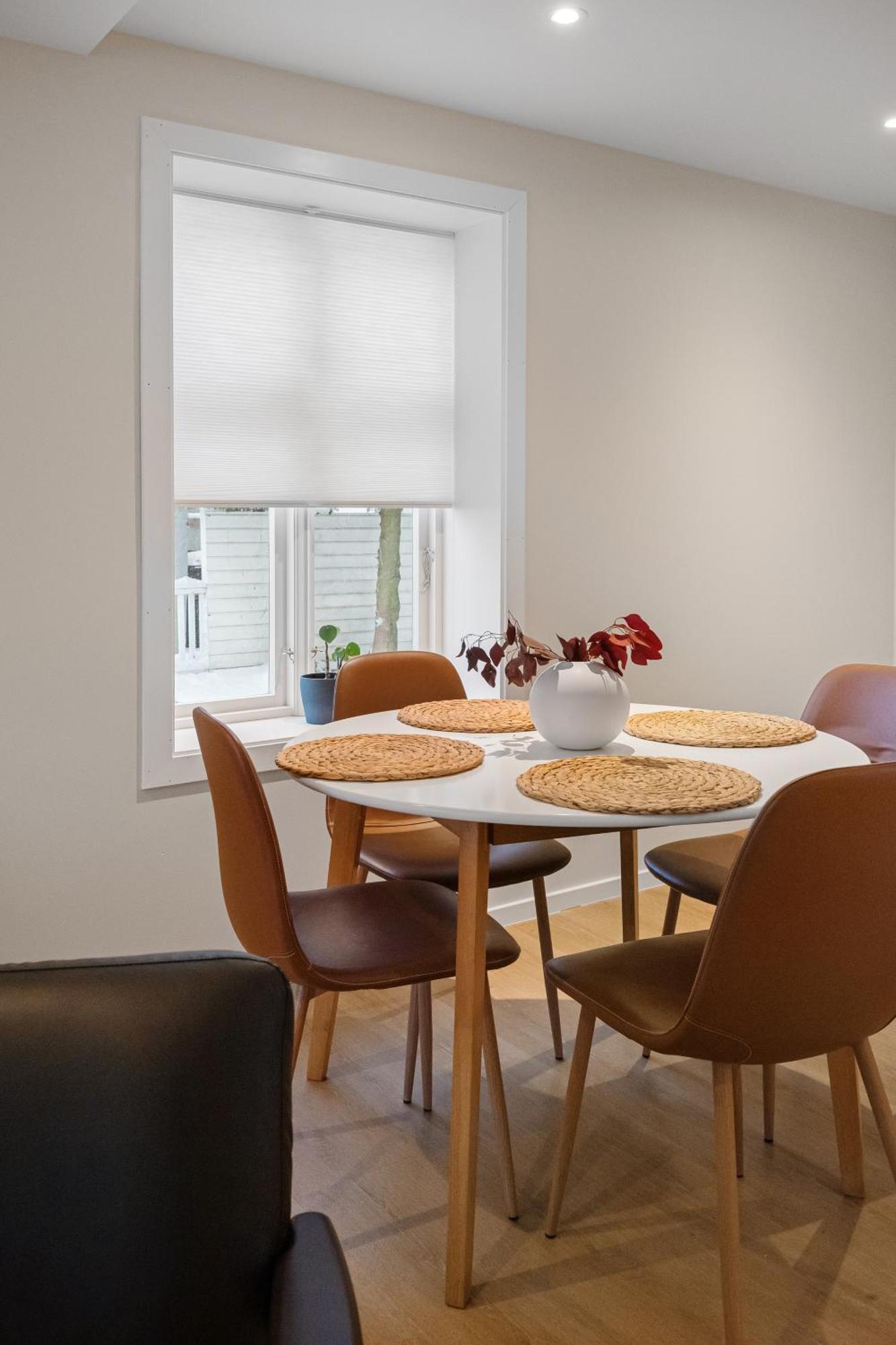 Homelike And Cozy Close To Centre Apartment